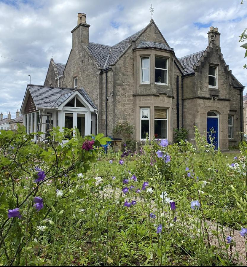 Glen Lyon Lodge Bed And Breakfast Нэрн Экстерьер фото
